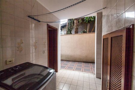 Casa de condomínio à venda com 308m², 4 quartos e 4 vagasÁrea de Serviço