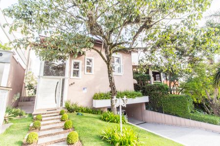 Casa de condomínio à venda com 308m², 4 quartos e 4 vagasVista da Rua