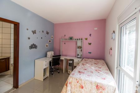 Casa de condomínio à venda com 308m², 4 quartos e 4 vagasSuíte 2