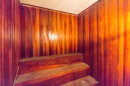 Casa de condomínio à venda com 308m², 4 quartos e 4 vagasSaúna