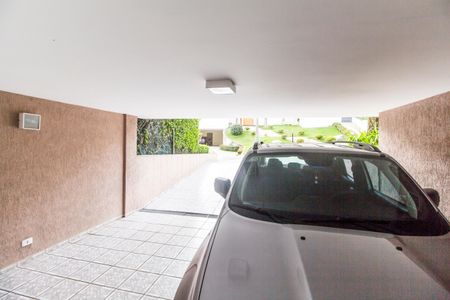 Casa de condomínio à venda com 308m², 4 quartos e 4 vagasGaragem