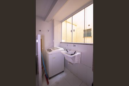 Apartamento para alugar com 60m², 2 quartos e 1 vagaÁrea de Serviço