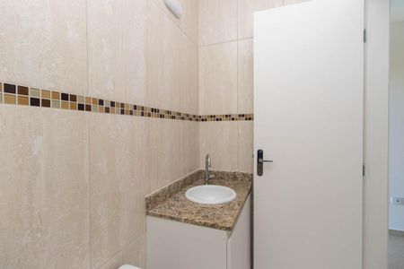 Casa de condomínio à venda com 60m², 2 quartos e 1 vagaBanheiro da Suíte 2