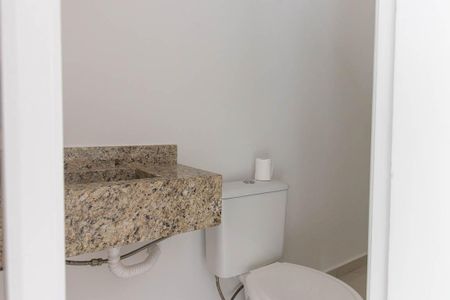 Casa de condomínio à venda com 60m², 2 quartos e 1 vagaLavabo