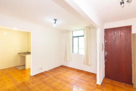 Sala de apartamento para alugar com 2 quartos, 48m² em Cidade Tiradentes, São Paulo