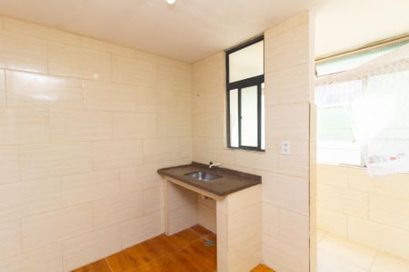 Apartamento para alugar com 48m², 2 quartos e sem vaga Apartamento para alugar com 48m², 2 quartos e sem vagaCozinha e Área de Serviço