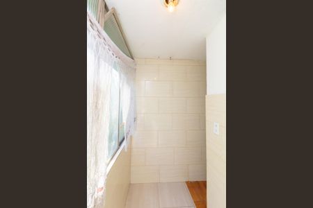 Apartamento para alugar com 48m², 2 quartos e sem vaga Apartamento para alugar com 48m², 2 quartos e sem vagaCozinha e Área de Serviço