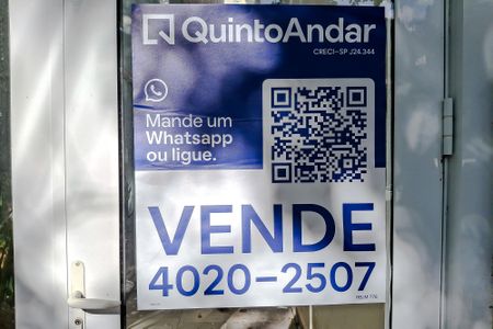 Apartamento à venda com 100m², 2 quartos e 1 vagaPlaquinha