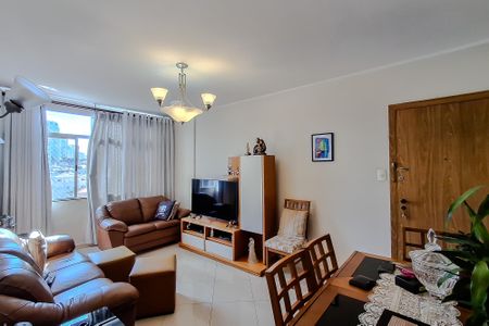 Apartamento à venda com 100m², 2 quartos e 1 vagaSala