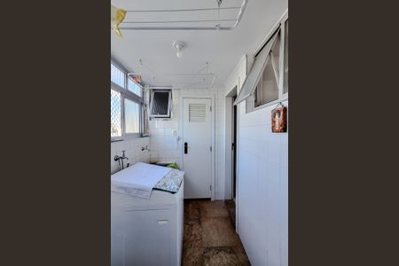 Apartamento à venda com 100m², 2 quartos e 1 vagaÁrea de Serviço