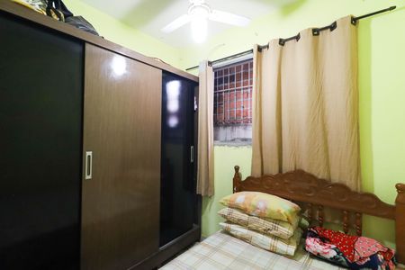Casa à venda com 230m², 6 quartos e 2 vagas