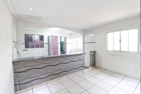 Casa à venda com 230m², 6 quartos e 2 vagas
