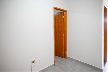 Sala de apartamento para alugar com 2 quartos, 40m² em Parque Bristol, São Paulo