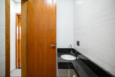 Casa à venda com 120m², 3 quartos e 2 vagasBanheiro Social