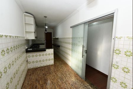 Casa para alugar com 200m², 2 quartos e 6 vagas Casa para alugar com 200m², 2 quartos e 6 vagasCozinha
