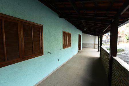Casa para alugar com 200m², 2 quartos e 6 vagas Casa para alugar com 200m², 2 quartos e 6 vagasÁrea externa