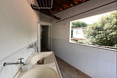 Casa para alugar com 200m², 2 quartos e 6 vagas Casa para alugar com 200m², 2 quartos e 6 vagasÁrea comum