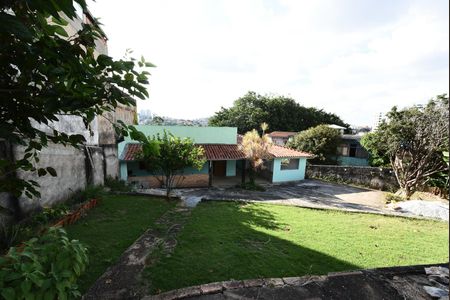 Casa para alugar com 200m², 2 quartos e 6 vagas Casa para alugar com 200m², 2 quartos e 6 vagasÁrea comum
