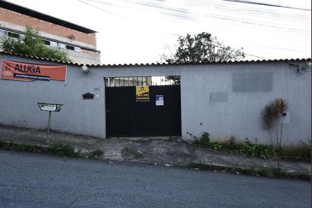 Casa para alugar com 200m², 2 quartos e 6 vagas Casa para alugar com 200m², 2 quartos e 6 vagasPlaca instalada no dia 17-04-2026. Com o código BMLM-215