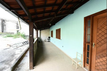 Casa para alugar com 200m², 2 quartos e 6 vagas Casa para alugar com 200m², 2 quartos e 6 vagasÁrea externa