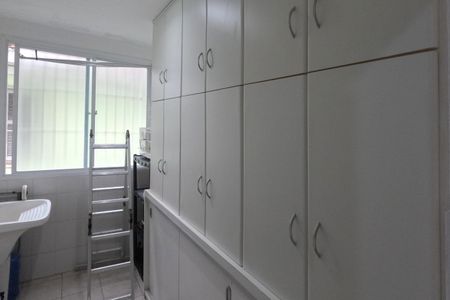 Casa para alugar com 200m², 4 quartos e 1 vagaÁrea de Serviço
