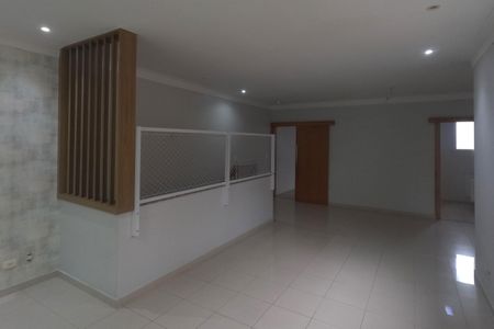 Casa para alugar com 200m², 4 quartos e 1 vagaSala