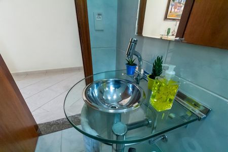 Casa à venda com 193m², 3 quartos e 3 vagasLavabo
