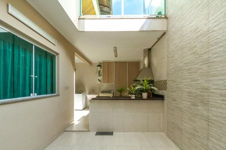 Casa à venda com 193m², 3 quartos e 3 vagasEspaço Gourmet