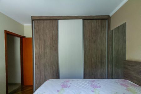 Casa à venda com 193m², 3 quartos e 3 vagasQuarto 2