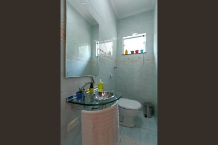 Casa à venda com 193m², 3 quartos e 3 vagasLavabo