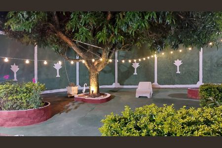 Casa para alugar com 360m², 2 quartos e 2 vagasÁrea externa