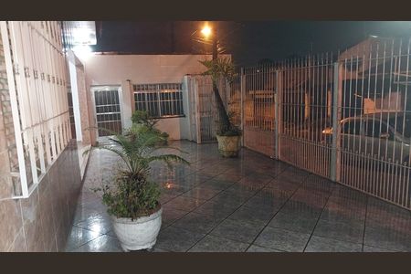 Casa para alugar com 360m², 2 quartos e 2 vagasÁrea externa