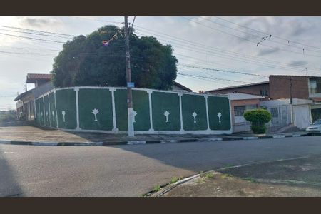 Casa para alugar com 360m², 2 quartos e 2 vagasFachada
