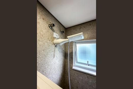 Casa à venda com 115m², 3 quartos e 2 vagasBanheiro da Suíte