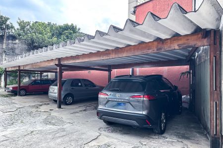 Casa à venda com 115m², 3 quartos e 2 vagasVaga