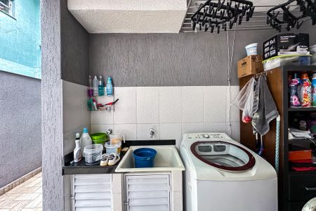 Casa à venda com 115m², 3 quartos e 2 vagasÁrea de Serviço