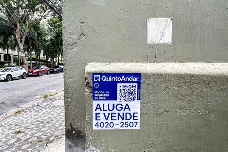 Casa à venda com 115m², 3 quartos e 2 vagasPlaca