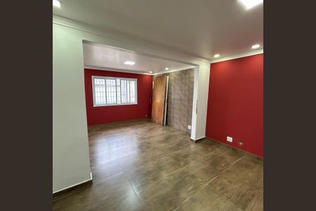 Casa para alugar com 252m², 6 quartos e 2 vagasSala