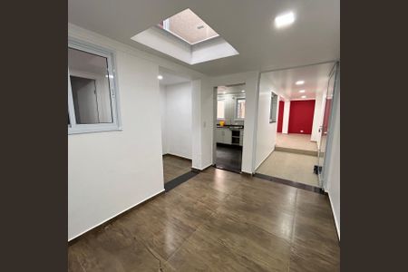 Quarto 2 de casa para alugar com 6 quartos, 252m² em Jardim Rosa de Franca, Guarulhos