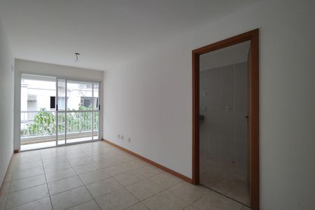 Sala de apartamento à venda com 2 quartos, 59m² em Taquara, Rio de Janeiro