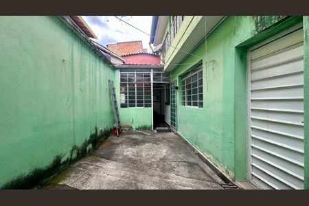 Casa à venda com 240m², 4 quartos e 4 vagasVagas de garagem 