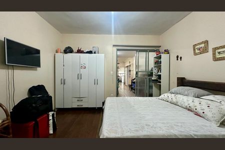 Casa à venda com 240m², 4 quartos e 4 vagasQuarto