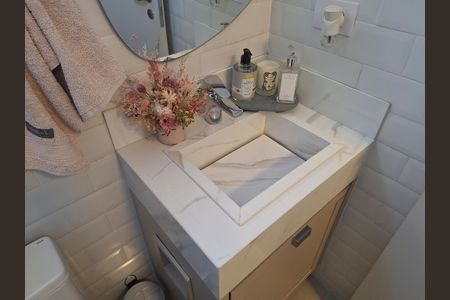 Apartamento à venda com 78m², 2 quartos e 2 vagasBanheiro