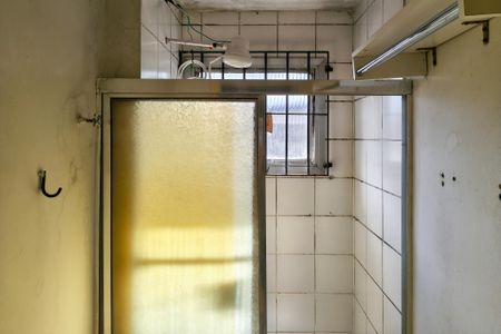 Apartamento para alugar com 55m², 2 quartos e 1 vaga Apartamento para alugar com 55m², 2 quartos e 1 vagaBanheiro