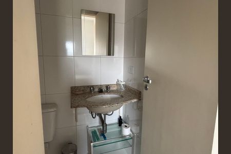 Apartamento à venda com 78m², 3 quartos e 1 vagaBanheiro da Suíte