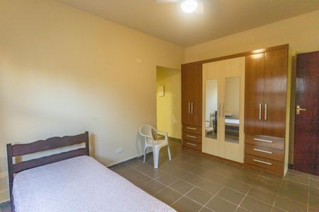 Casa à venda com 95m², 2 quartos e 4 vagasQuarto 1 - suíte 