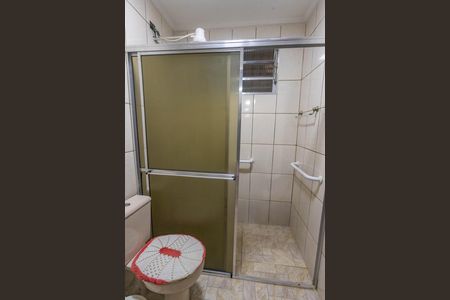 Casa à venda com 95m², 2 quartos e 4 vagasBanheiro social 