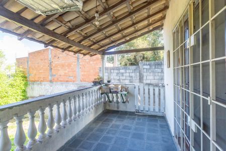 Casa à venda com 95m², 2 quartos e 4 vagasVaranda 