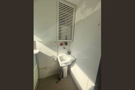 Apartamento para alugar com 79m², 1 quarto e 1 vagaÁrea de serviço
