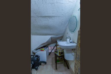 Casa para alugar com 125m², 2 quartos e 2 vagasLavabo